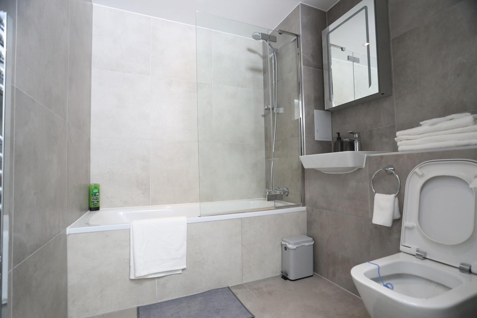ווטפורד Luxury Apartments In Central Watford מראה חיצוני תמונה